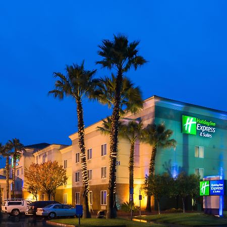 Holiday Inn Express Hotel & Suites Vacaville By Ihg Exterior photo