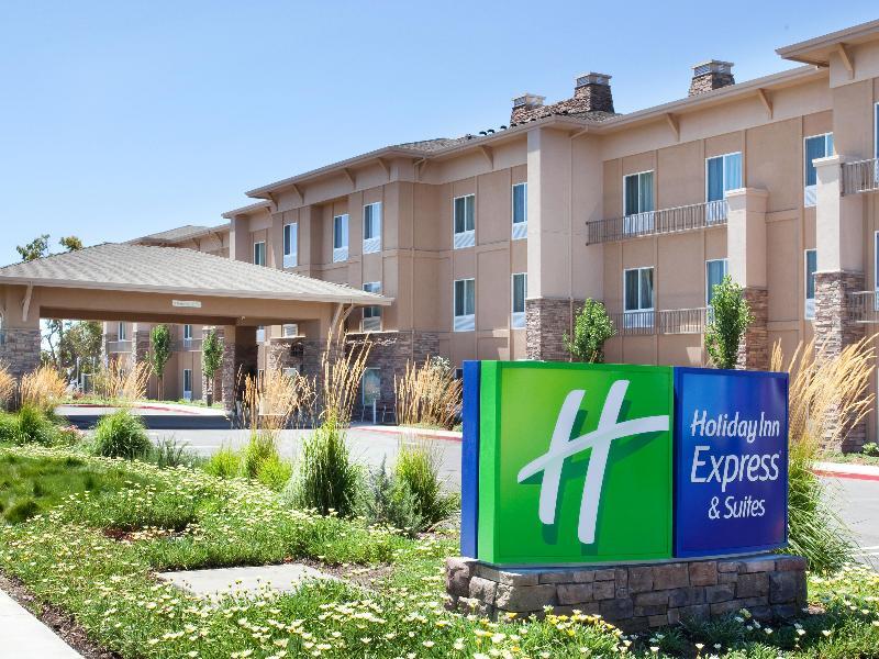 Holiday Inn Express Hotel & Suites Vacaville By Ihg Exterior photo